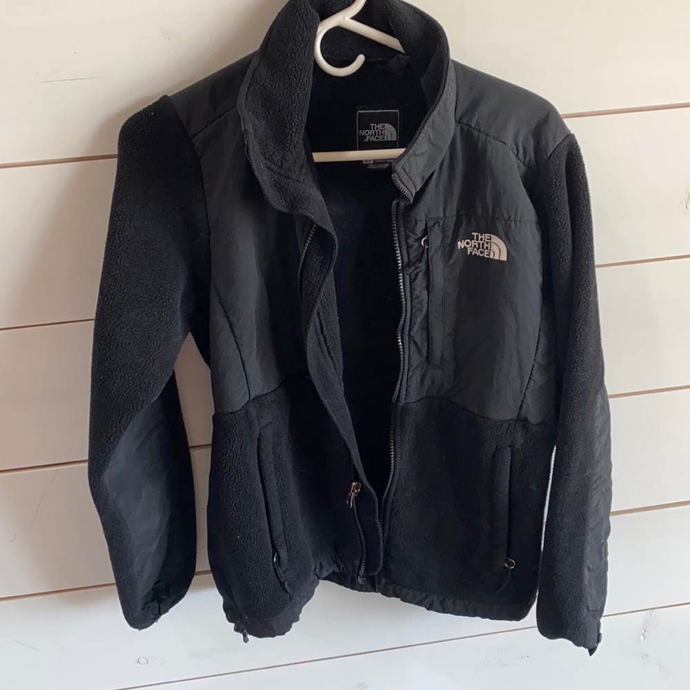 Women’s Northface Coat!